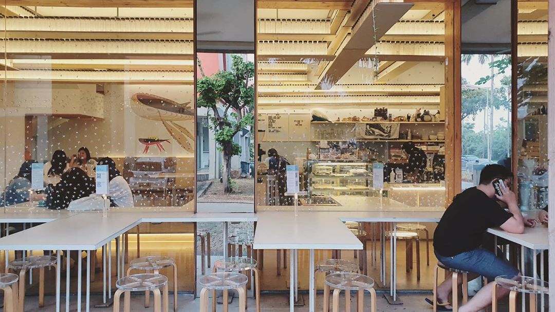 1. Telaga Biru Cisoka, 2. Tebing Koja, 3. Scientia Square Park, 4. The Breeze BSD City, 5. Clique Kitchen &amp; Bar, 6. Turning Point, 7. Chakra Hall &amp; Lounge, 8. Cascara Coffee &amp; Roasters, 9. B’Steak Grill &amp; Pancake, 10. The Spoke Bistro