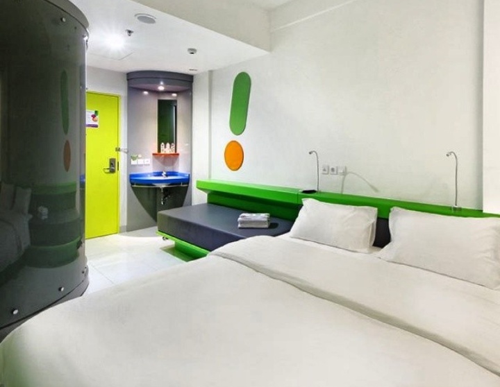 1. D’Primahotel Airport Jakarta 2, 2. Digital Airport Hotel, 3. Pop! Hotel, 4. Ibis Budget Jakarta Airport, 5. Hotel Orchardz, 6. Amaris Hotel, 7. Nunna Inn Bandara Aeropolis, 8. Swift Inn Aeropolis Airport, 9. De Green Inn, 10. Huswah Transit Hotel