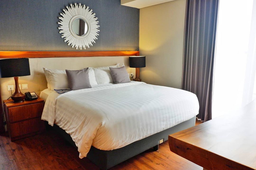 1. Pondok Jatim Park Hotel, 2. Amartahills Hotel and Resort, 3. Klub Bunga Butik Resort, 4. Griya Sekar Kedhaton, 5. Kusuma Agrowisata Resort And Convention Hotel, 6. Zam zam Hotel &amp; Convention, 7. Hotel Palereman Soerabaia, 8. Pohon Inn Hotel, 9. Riverstone Hotel &amp; Cottage, 10. Aston Inn Batu