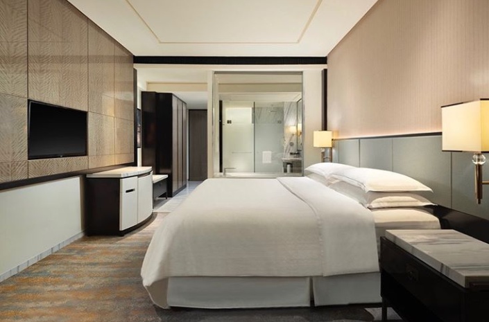 1. Sheraton Grand Jakarta, 2. Veranda Hotel @Pakubuwono by Breezebay Japan, 3. S7 Suites Gandaria, 4. Favehotel Melawai, 5. The 1O1 Jakarta Sedayu Darmawangsa, 6. Barito Mansion, 7. Hotel Gran Mahakam, 8. Oak Tree Hotel, 9. Hotel Neo+ Kebayoran, 10. Nagomi Suites