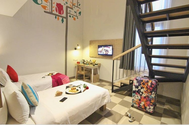 1. Vio Hotel Surapati, 2. Amaris Hotel Cimanuk, 3. Karmila Hotel, 4. The 101 Bandung Dago, 5. Hotel Bumi Asih, 6. Hotel Progo, 7. Hay Hotel, 8. Serela Riau Hotel, 9. The Luxton Hotel, 10. Tebu Hotel
