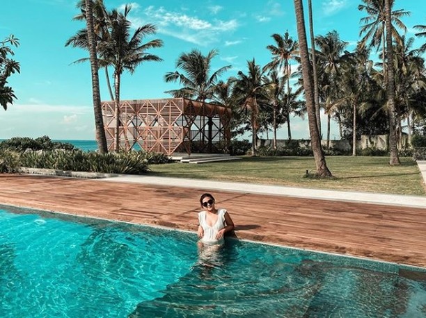 1. New Surya Hotel, 2. Ketapang Indah, 3. Aston Hotel, 4. Bangsring Breeze, 5. Dialoog, 6. Kokoon Hotel, 7. El Hotel Royale, 8. Hotel Santika, 9. Berlian Abadi, 10. Watu Dodol Hotel