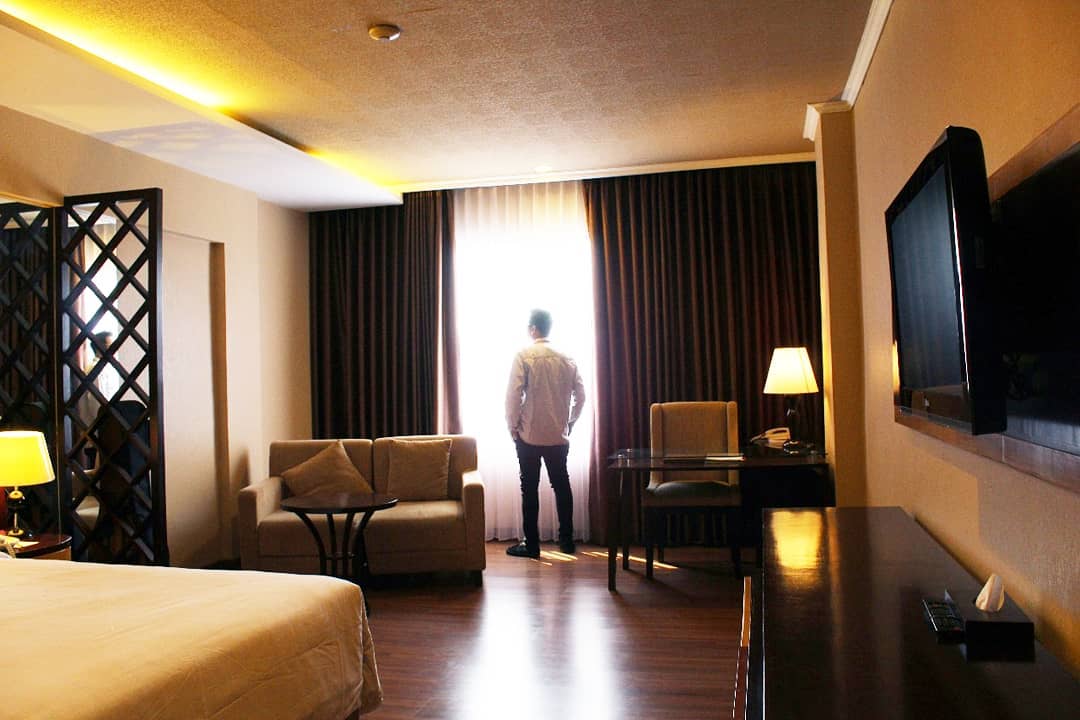 1. Hotel Tugu Malang, 2. Hotel Sahid Montana, 3. Whiz Prime Basuki Rahmat, 4. The Grand Palace Hotel, 5. The 101 Malang OJ, 6. Hotel Ollino Garden, 7. Hotel Pelangi, 8. Regent’s Park Hotel, 9. Hotel Trio Indah 2, 10. Grand Citihub Hotel @Kajoetangan
