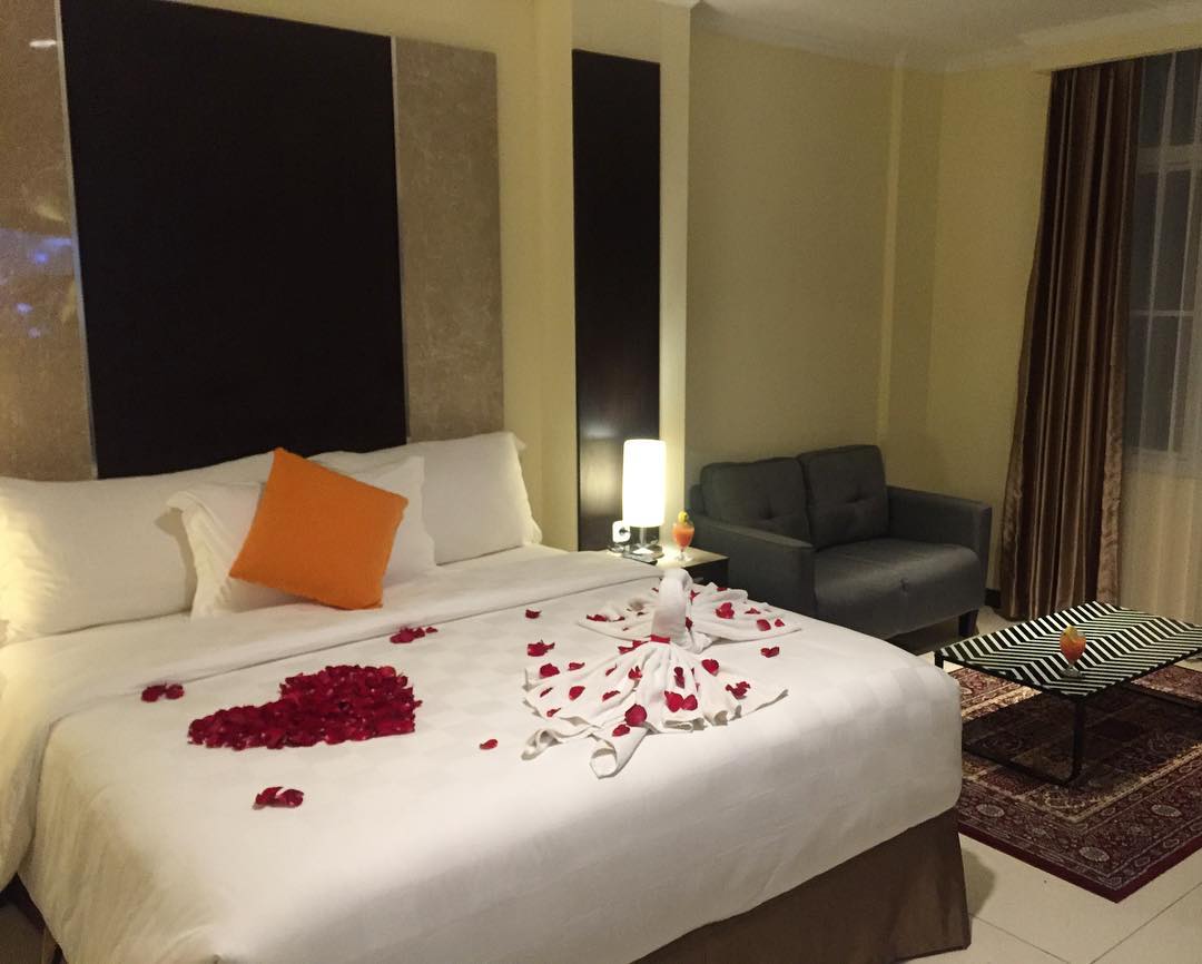 1. Hotel Fairmont, 2. Century Park Hotel, 3. Best Western Senayan, 4. Harris Suites fX Sudirman, 5. Casa Living Senayan, 6. URooms, 7. Lenna Residence Premiere, 8. Sunbreeze Hotel, 9. Hotel GranDhika Iskandarsyah, 10. Eightin Hotel Sudirman
