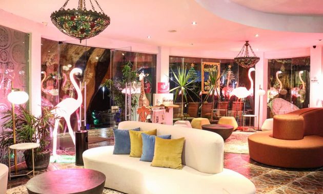 1. Pondok Jatim Park Hotel, 2. Amartahills Hotel and Resort, 3. Klub Bunga Butik Resort, 4. Griya Sekar Kedhaton, 5. Kusuma Agrowisata Resort And Convention Hotel, 6. Zam zam Hotel &amp; Convention, 7. Hotel Palereman Soerabaia, 8. Pohon Inn Hotel, 9. Riverstone Hotel &amp; Cottage, 10. Aston Inn Batu