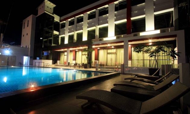 1. RedDoorz near Living Plaza, 2. OYO 1861 Martha Guest House, 3. KoolKost Syariah near Taman Bekapai, 4. The New Benakutai Hotel &amp; Apartment, 5. Hotel Mitra Amanah, 6. The Luxe Guest House, 7. OYO 1477 Athar 88 Hotel, 8. Zurich Hotel, 9. Horison Sagita, 10. Hotel Sinderella