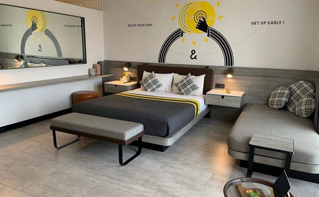 1. Rooms Inc Hotel, 2. Ibis Budget, 3. Pop! Hotel Pemuda, 4. Aston Inn Pandanaran, 5. Hotel Citradream, 6. Artotel Gajahmada, 7. Quest Hotel Simpang Lima, 8. Pesonna Hotel, 9. Amaris Pemuda, 10. Louis Kienne Hotel