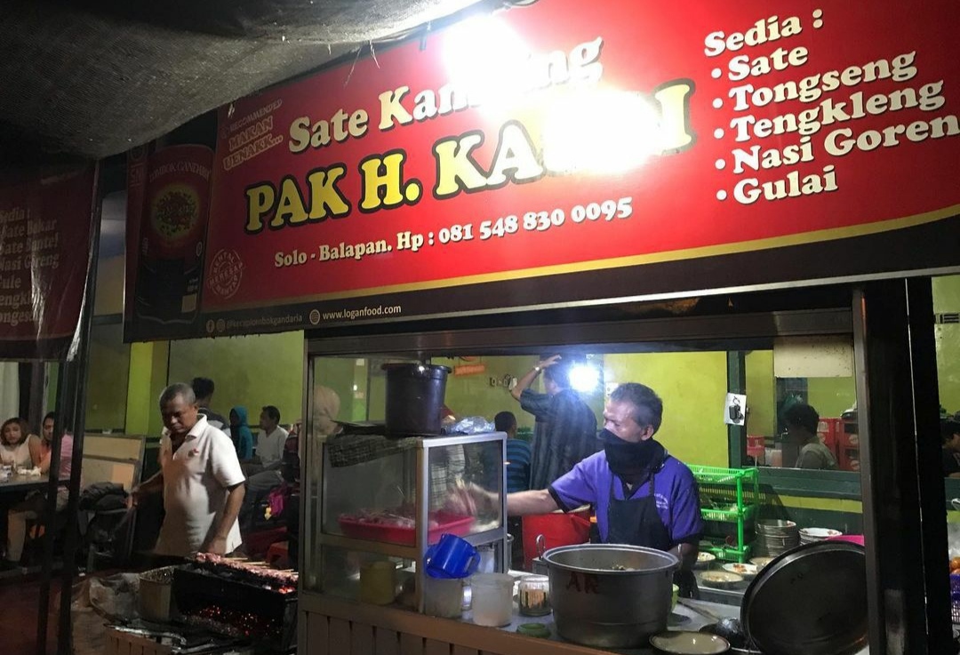 1. Sate Kambing Mbok Galak, 2. Sate Kambing &amp; Tengkleng Rica Rica Pak Manto, 3. Sate Kambing Sumber Pak Dahlan, 4. Sate Kambing Bu Hj Bejo, 5. Sate Kambing Buntel Pak H. Kasdi, 6. Sate Kambing Mas Mario, 7. Sate Kambing Asli Tambak Segaran, 8. Warung Sate Kambing Pak Narto Baturono, 9. Warung Sate Kambing Muda Bu Pariyem, 10. Sate Kambing Pak Mesran