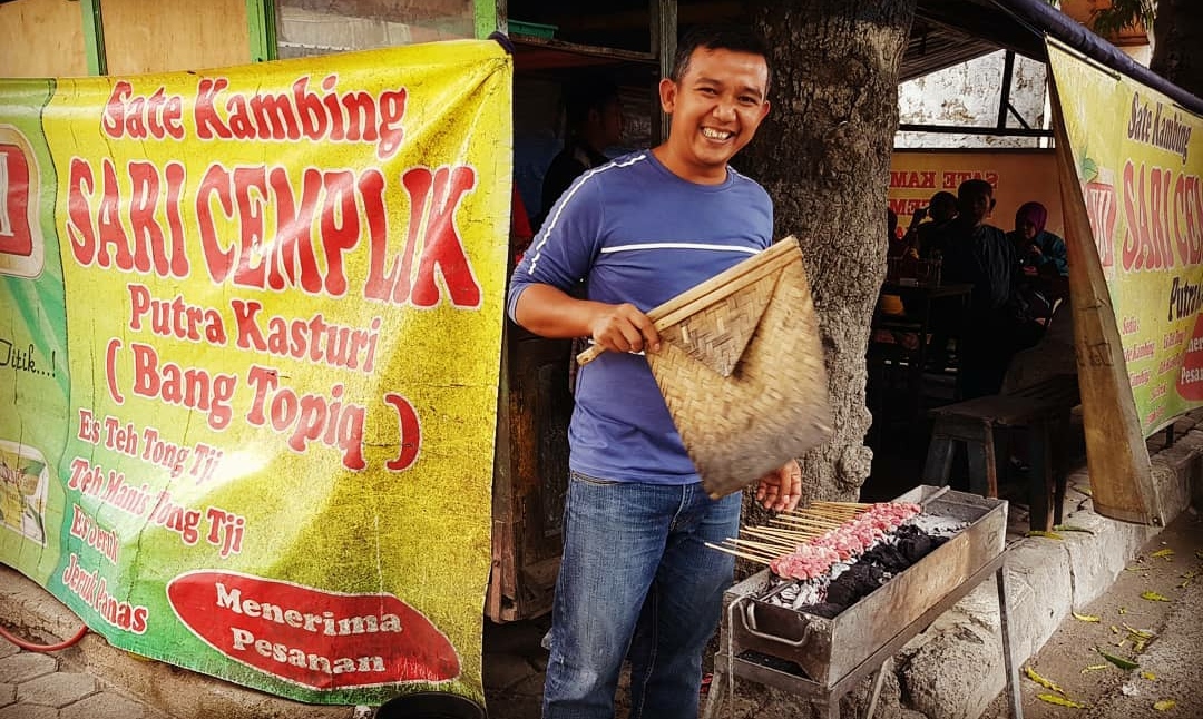 1. Sate Kambing Wendy’s, 2. Sate Kambing Batibul Bang Awi, 3. Special Sate Kambing Muda Sari Mendo, 4. Sate Kambing Muda Indrasari, 5. Warung Sate Kambing Muda Tirus Family, 6. Sate Sari Cemplik, 7. Sate Kambing Sari Cempe Neng Lia, 8. Sate Kambing Muda &amp; Gule Intisari, 9. Rumah Makan Bu Tomo Slawi, 10. Sate Bu Narto