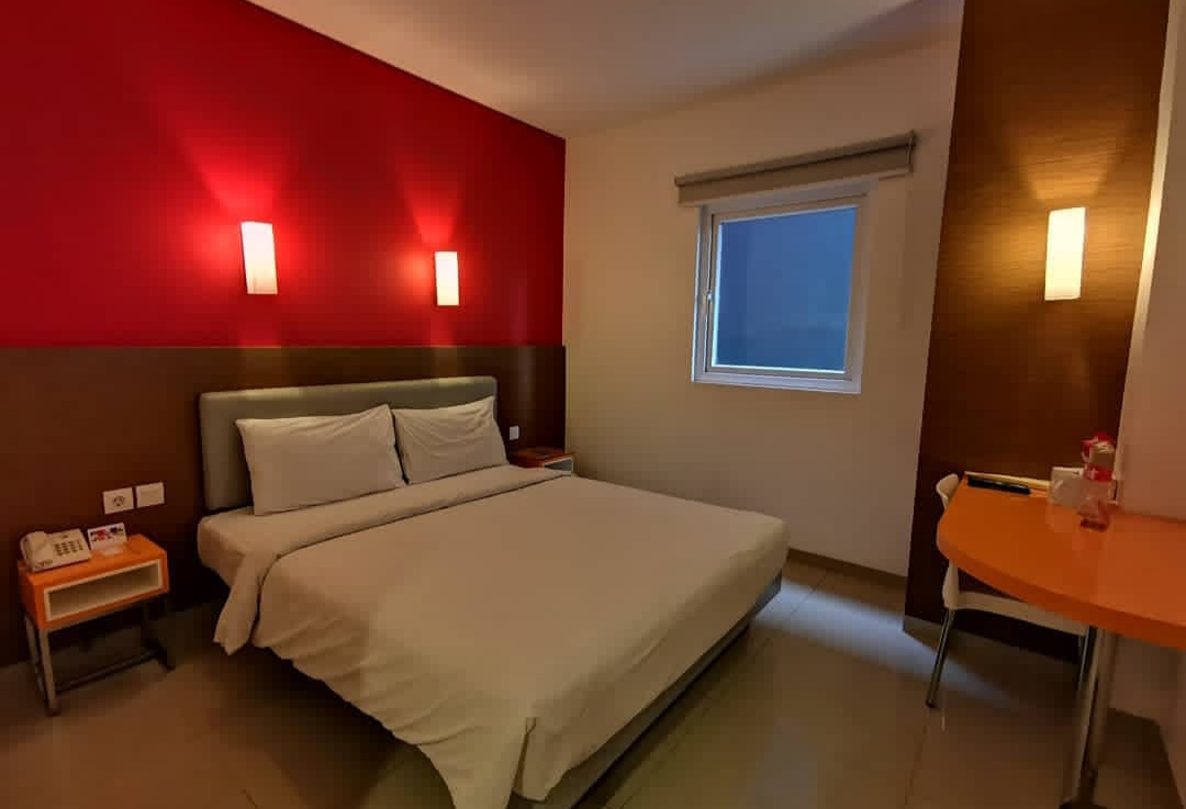 1. Rooms Inc Hotel, 2. Ibis Budget, 3. Pop! Hotel Pemuda, 4. Aston Inn Pandanaran, 5. Hotel Citradream, 6. Artotel Gajahmada, 7. Quest Hotel Simpang Lima, 8. Pesonna Hotel, 9. Amaris Pemuda, 10. Louis Kienne Hotel
