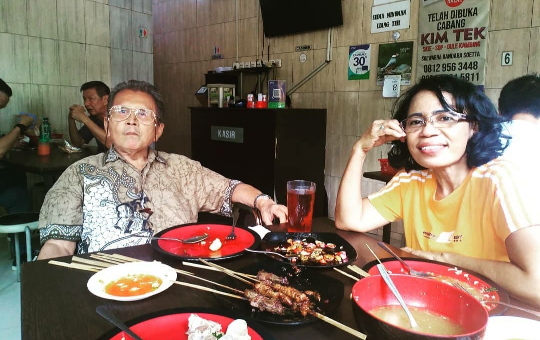 Ada Sejak 1971, Lokasi Strategis, Harga Menu Makanan , Nyaman Meski Tanpa AC, Keunggulannya , Menu Spesial 