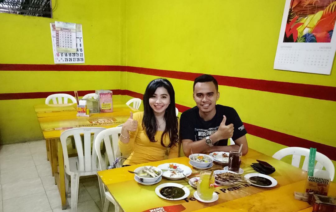 1. Sate Kambing Wendy’s, 2. Sate Kambing Batibul Bang Awi, 3. Special Sate Kambing Muda Sari Mendo, 4. Sate Kambing Muda Indrasari, 5. Warung Sate Kambing Muda Tirus Family, 6. Sate Sari Cemplik, 7. Sate Kambing Sari Cempe Neng Lia, 8. Sate Kambing Muda &amp; Gule Intisari, 9. Rumah Makan Bu Tomo Slawi, 10. Sate Bu Narto