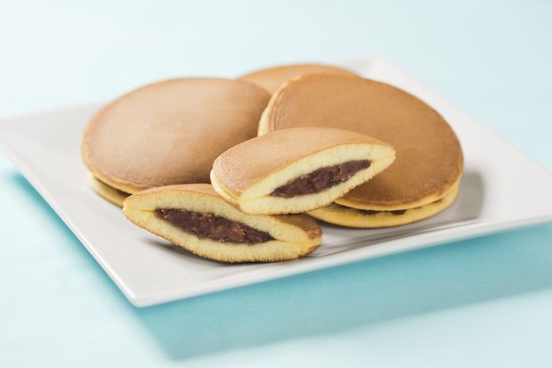 1. Kue Dango, 2. Taiyaki, 3. Sakura Mochi, 5. Dorayaki, 6. Higashi, 7. Youkan, 8. Yatsuhashi, 9. Namagashi, 10. Oshiruko