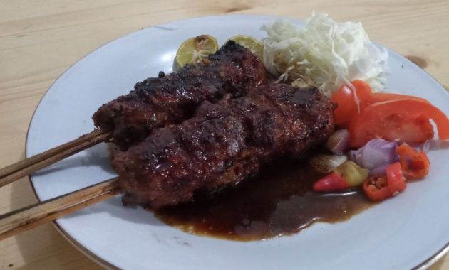 1. Sate Kambing H. Giyo, 2. Sate Kambing Kim Tek Palmerah, 3. Sate Kambing Pak Manto, 4. Warung Sate Kambing Pak Bustaman Suyatno, 5. Sate Kambing Batibul Bang Awi, 6. Warung Sate Khas Solo “Barokah” Pak Agus, 7. Sate Kambing Pak. H. Bejo Solo, 8. Sate Tegal Abu Salim, 9. Sate & Sop Kambing H. Mansur, 10. Sate Kambing Jaya Agung