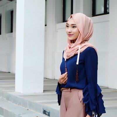 1. Warna Abu-Abu, 2. Putih, 3. Cokelat Muda, 4. Kuning, 6. Biru Muda, 7. Hitam, 8. Merah Tua, 9. Cokelat Milo, 10. Motif