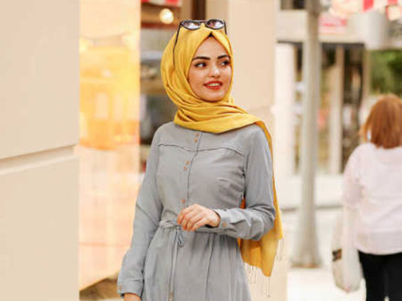 1. Biru Muda, 2. Cokelat, 3. Abu-Abu, 4. Biru Dongker, 6. Kuning, 7. Merah Marun, 8. Hitam, 9. Hijau Olive, 10. Motif