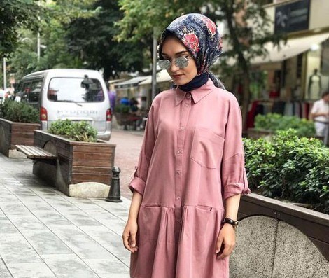 1. Hitam, 2. Warna Senada, 3. Merah Marun, 4. Abu-Abu, 5. Ungu Pastel, 6. Hijau Tosca, 7. Putih, 8. Cokelat Muda, 10. Motif