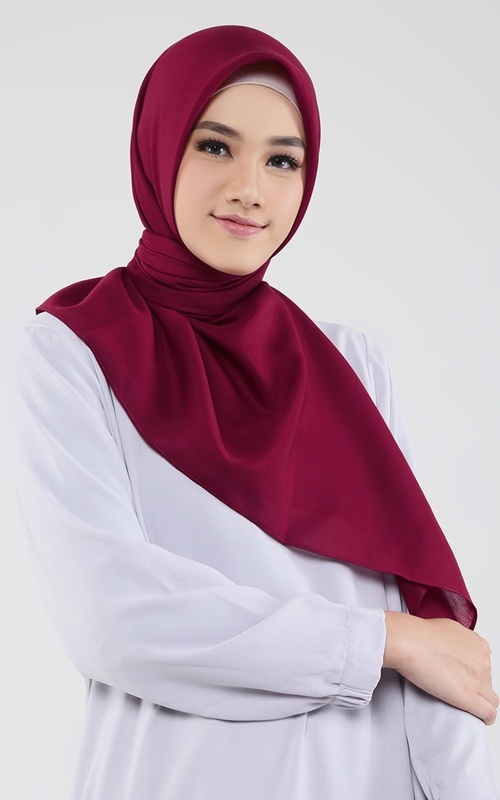 1. Merah Maroon, 2. Pink Pastel, 3. Hitam, 4. Cokelat, 5. Abu-Abu, 6. Cokelat Susu (Coksu), 7. Ungu Muda, 8. Putih, 9. Biru Tua, 10. Hijau Army