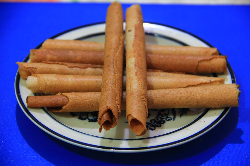 1. Beppa Janda, 2. Taripang, 3. Barongko, 4. Apang Paranggi, 5. Kue Cucur, 6. Kue Tetu, 7. Putu Pinrang, 8. Kue Kurma, 9. Kue Gulung, 10. Karasi