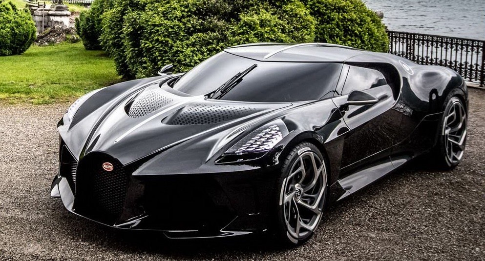 1. Lamborghini Veneno Roadster, 2. Bugatti La Voiture Noire, 3. Bugatti Divo, 4. 1963 Ferrari 250 GTO, 5. Pagani Zonda HP Barchetta, 6.  Koenigsegg CCXR Trevita, 7. Lamborghini Veneno, 8. Aston Martin Valhalla, 9. Mercedes AMG One, 10. Pagani Huayra BC Roadster