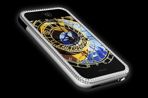 1. Falcon Supernova iPhone 6 Pink Diamond, 2. Black Diamond iPhone 5, 3. Diamond Rose iPhone 4 32 GB, 4. Stuart Hughes iPhone 4s Elite Gold, 5. Supreme Goldstriker iPhone 3G 32 GB, 6. iPhone 3G King’s Button, 7. Goldvish Le Million, 8. Diamond Crypto Smartphone, 9. Gresso Luxor Las Vegas Jackpot, 10. iPhone Princess Plus