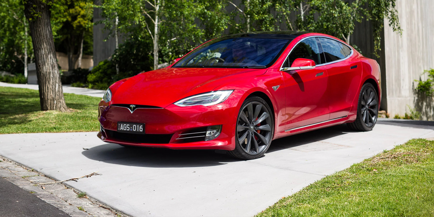 1. Lamborghini Aventador SVJ Roadster Grigio Telesto, 2. Ferrari 488 Pista Rosso Corsa, 3. Lamborghini Huracan EVO AWD, 4. McLaren 720 S, 5. Aston Martin Vantage Coupe, 6. Tesla Model X Long Range, 7. Ferrari F430, 8. Cadillac Escalade ESV, 9. Chevrolet Camaro, 10. Mercedes Benz SLK-Class Convertible