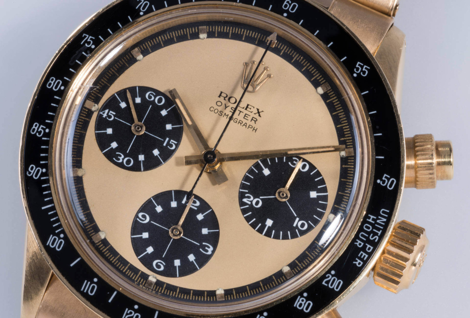 1. Audemars Piguet Royal Oak 33mm Ladies Two Tone, 2. Rolex Oyster Cosmograph Paul NewMan 6263, 3. Richard Mille 35-02, 4. Bracelet Montre Cramet de Bal Diamond Watch, 5. Panerai PAM 425 Radiomir SLC, 6. Seiko Emperor – Seiko SBDX011 Emperor Tuna 1000M, 7. Rolex Yacht Master II, 8. Casio Gshock Frogman JDM GWF 1000-1JF, 9. Hamilton Khaki Aviation X-Mach Automatic Chronograph, 10. Audemars Piguet Royal Oak Ladies Watch