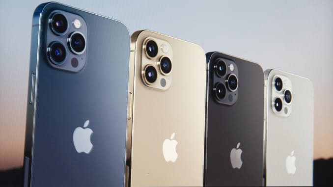 1. Huawei Mate Xs, 2. Samsung Galaxy Z Fold 2, 3. Huawei Mate 20 RS Porsche Design, 4. iPhone 12 Pro Max 512 GB, 5. iPhone 12 Pro 512 GB, 6. Samsung Galaxy Z Flip, 7. Samsung Galaxy S20 Ultra, 8. Samsung Galaxy S21 Ultra 5G, 9. Asus ROG Phone 3, 10. Oppo Find X2 Pro