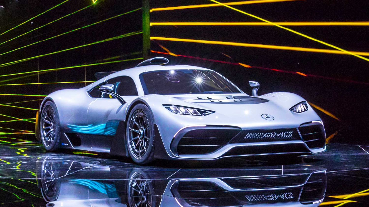 1. Lamborghini Veneno Roadster, 2. Bugatti La Voiture Noire, 3. Bugatti Divo, 4. 1963 Ferrari 250 GTO, 5. Pagani Zonda HP Barchetta, 6.  Koenigsegg CCXR Trevita, 7. Lamborghini Veneno, 8. Aston Martin Valhalla, 9. Mercedes AMG One, 10. Pagani Huayra BC Roadster