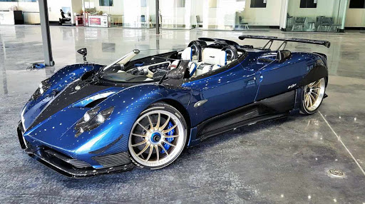 1. Lamborghini Veneno Roadster, 2. Bugatti La Voiture Noire, 3. Bugatti Divo, 4. 1963 Ferrari 250 GTO, 5. Pagani Zonda HP Barchetta, 6.  Koenigsegg CCXR Trevita, 7. Lamborghini Veneno, 8. Aston Martin Valhalla, 9. Mercedes AMG One, 10. Pagani Huayra BC Roadster