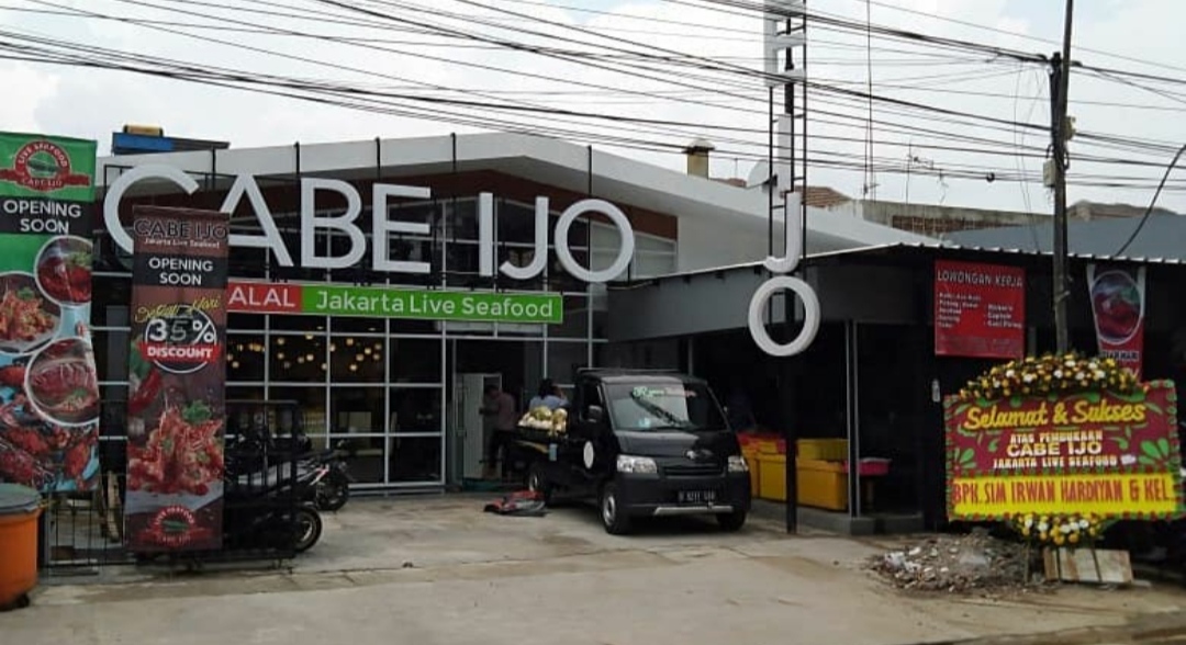 1. Bandar Djakarta, 2. Dapur Solo, 3. Taman Santap Rumah Kayu Ancol, 4. Segarra Resto, 5. Bebek Kaleyo Sunter, 6. Cabe Ijo, 7. Talaga Sampireun, 8. Rasane Seafood PIK, 9. Mo-mo Paradise, 10. Aroma Sop Seafood