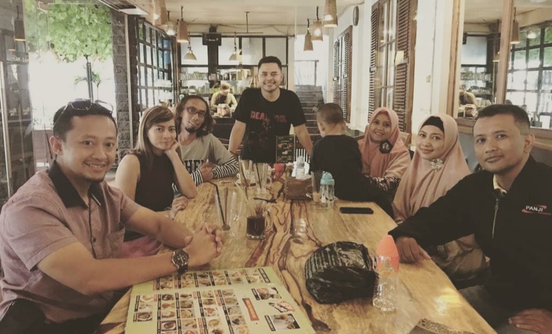 1. Warung Lesehan Pak Sholeh, 2. Toko Oen, 3. Taman Indie Resto , 4. Malibu Steak ‘n Pizza, 5. Dapur Kota, 6. Rumah Makan Inggil, 7. Simpang Luwe , 8. Ikan Bakar Cianjur , 9. Madame Wang Secret Garden , 10. Vargo Kitchen
