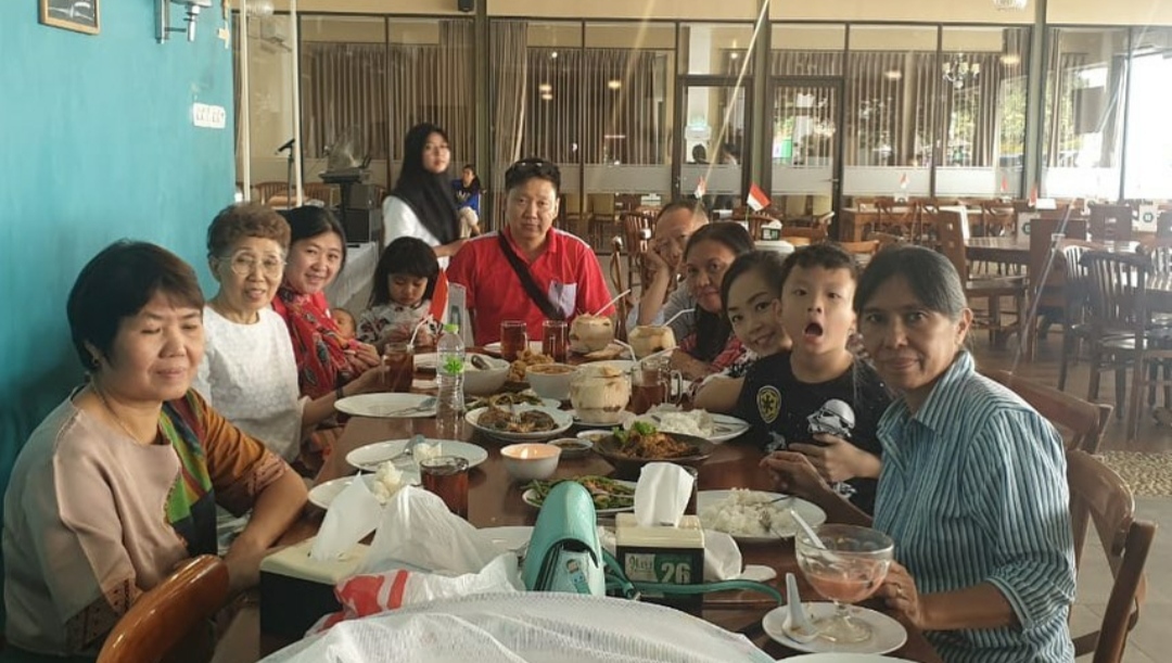 1. Bandar Djakarta, 2. Dapur Solo, 3. Taman Santap Rumah Kayu Ancol, 4. Segarra Resto, 5. Bebek Kaleyo Sunter, 6. Cabe Ijo, 7. Talaga Sampireun, 8. Rasane Seafood PIK, 9. Mo-mo Paradise, 10. Aroma Sop Seafood