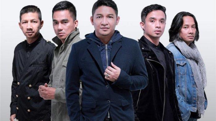 1. Slank, 2. Dewa 19, 4. Sheila On 7, 6. Armada, 7. Nidji, 8. Yovie and Nuno, 10. Kerispatih