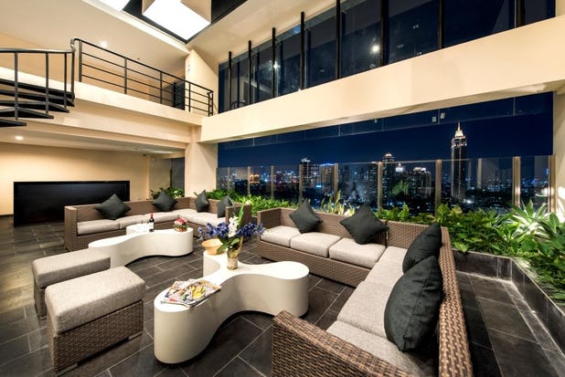 1. Hampton’s Park Apartment, 2. Gandaria Heights, 3. Essence Darmawangsa, 4. Kemang Village, 5. Pakubuwono Terrace, 6. Apartemen Nirvana Kemang, 7. The Aspen Residences, 8. Bellevue Place Apartment, 9. Kebayoran Icon Apartment &amp; Office, 10. Bumi Mas