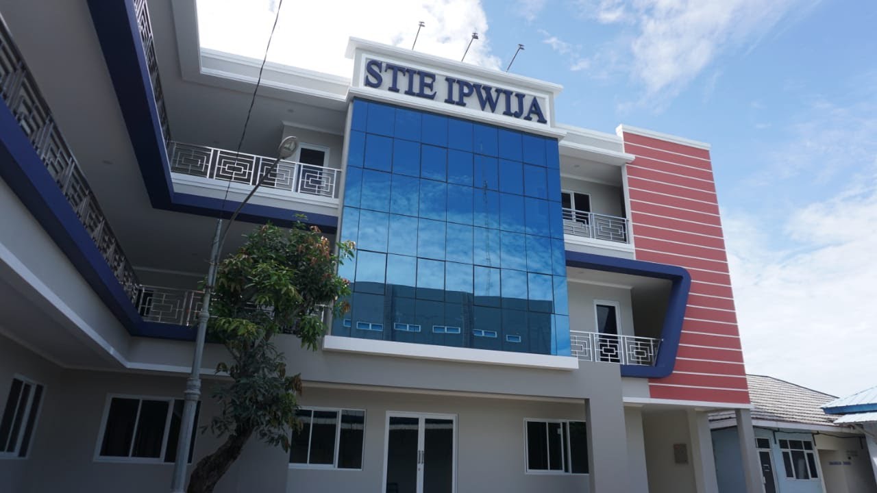1. ESMOD Jakarta, 2. SAE Institute Indonesia, 3. Indonesia Banking School, 4. Sekolah Tinggi Ilmu Kesehatan Jayakarta PKP, 5. Institut Bisnis Nusantara, 6. Universitas Marsekal Dirgantara Suryadarma, 7. STIE International Golden Institute, 8. Universitas Al-Azhar Indonesia, 9. Universitas Nusa Mandiri, 10. STIE IPWIJA, 11. Politeknik STMI Jakarta, 12. Sekolah Tinggi Manajemen Resiko dan Asuransi, 13. Sekolah Tinggi Teknologi Sapta Taruna, 14. Akademi Pariwisata Indonesia, 15. Akademi Pariwisata Paramitha