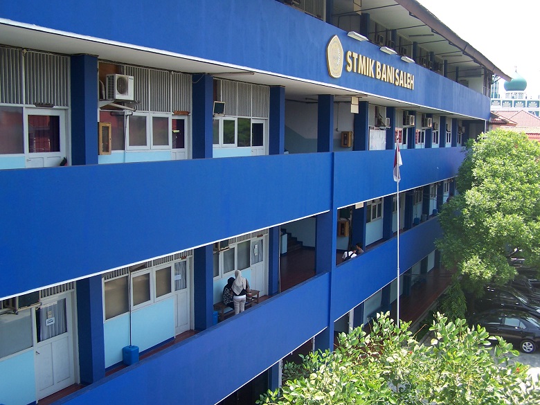 1. Universitas Nusa Mandiri, 2. Universitas Gunadarma Kampus J1, 3. Universitas Esa Unggul, 4. Universitas Islam 45 Bekasi, 5. LSPR Bekasi, 6. Sekolah Tinggi Ilmu Ekonomi Bisnis Internasional, 7. Universitas Krisnadwipayana, 8. Universitas Bhayangkara Jakarta Raya Kampus Bekasi, 9. Binus @Bekasi Bridging Campus, 10. Universitas Satya Negara Indonesia Kampus B, 11. Sekolah Tinggi Bahasa Asing JIA, 12. Sekolah Tinggi Ilmu Kesehatan Bani Saleh, 13. Perbanas Institute, 14. Universitas Islam As Syafiiyah, 15. AMIKOM Sultan Agung