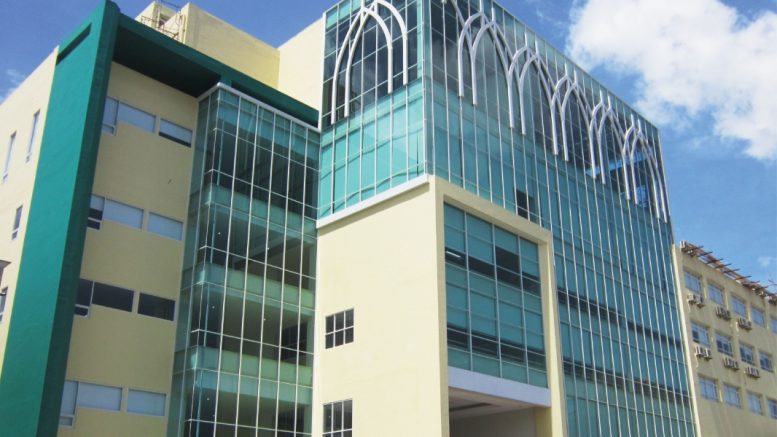 1. Universitas Pelita Harapan, 2. Universitas Multimedia Nusantara, 3. Universitas Prasetiya Mulya, 4. Universitas Bina Nusantara, 5. Matana University, 6. Universitas Bunda Mulia, 7. Swiss German University, 8. Universitas Bina Sarana Informatika, 9. Universitas Buddhi Dharma, 10. Universitas Nusa Mandiri, 11. Universitas Muhammadiyah Tangerang, 12. Universitas Pramita, 13. Universitas Islam Syekh Yusuf, 14. Sekolah Tinggi Ilmu Ekonomi Bisma Lepisi, 15. Universitas Raharja