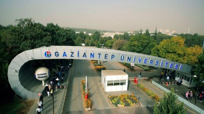 1. Universitas Istanbul, 2. Universitas Boğaziçi, 3. Universitas Ankara, 4. Universitas Teknik Istanbul, 5. Universitas Sakarya, 6. Universitas Marmara, 7. Universitas Anadolu, 8. Universitas Dokuz Eylul, 9. Universitas Ataturk, 10. Universitas Gaziantep, 11. Universitas Teknik Timur Tengah, 12. Universitas Ege, 13. Universitas Yeditepe, 14. Universitas Bursa Uludag, 15. Universitas Firat