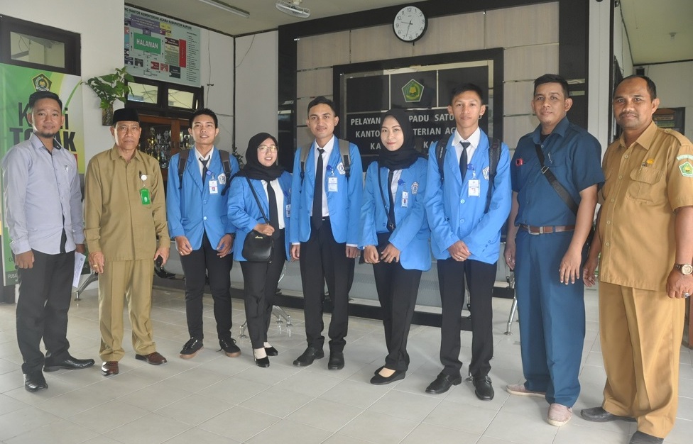 1. Universitas Palangka Raya, 2. Universitas Muhammadiyah Palangkaraya, 3. Universitas Antakusuma, 4. Universitas Darwan Ali, 5. Universitas PGRI Palangka Raya, 6. Universitas Kristen Palangkaraya, 7. Institut Agama Islam Negeri Palangka Raya, 8. Politeknik Kemenkes Palangka Raya, 9. Sekolah Tinggi Manajemen Informatika dan Komputer Palangka Raya, 10. Akademi Kebidanan Betang Asi Raya