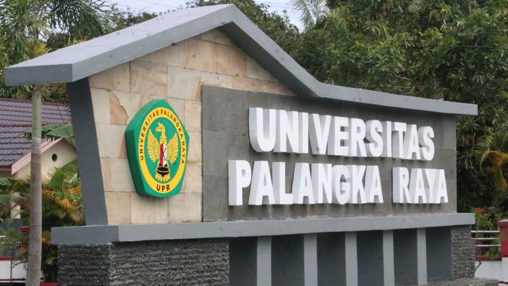 1. Universitas Palangka Raya, 2. Universitas Muhammadiyah Palangkaraya, 3. Universitas Antakusuma, 4. Universitas Darwan Ali, 5. Universitas PGRI Palangka Raya, 6. Universitas Kristen Palangkaraya, 7. Institut Agama Islam Negeri Palangka Raya, 8. Politeknik Kemenkes Palangka Raya, 9. Sekolah Tinggi Manajemen Informatika dan Komputer Palangka Raya, 10. Akademi Kebidanan Betang Asi Raya