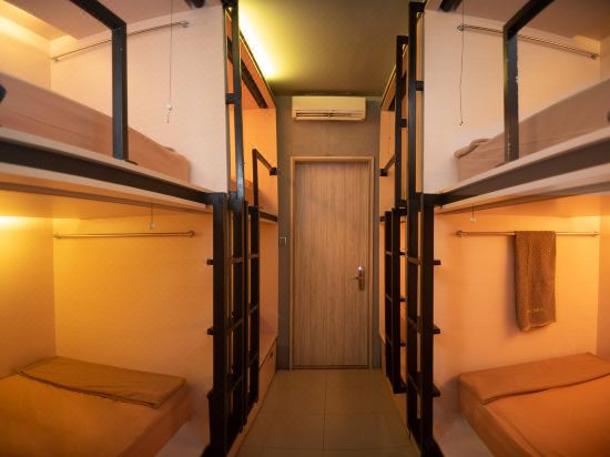 1. QB Sleep Capsule, 2. Bali Caps Hostel, 3. M Box Seminyak, 4. Kultur Umalas, 5. H-ostel Kuta Bali, 6. The Hide Hostel @ Canggu, 7. Bedplus Backpackers Hostel Kuta, 8. Socialista Lifestyle Hostel, 9. Karisa Pods, 10. D Beds Hostel by Soscomma