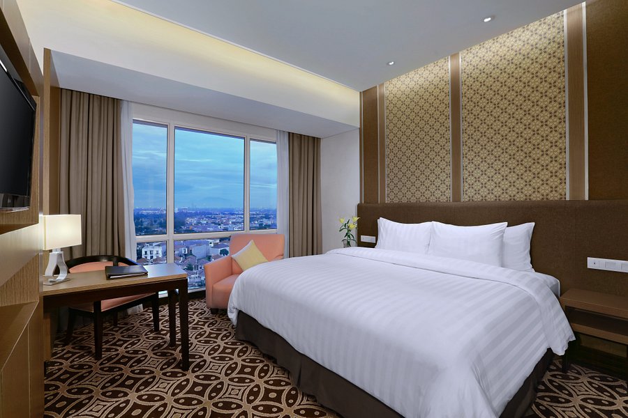 1. JHL Solitaire, 2. Atria Gading Serpong, 3. Novotel Tangerang, 4. Mercure Serpong, 5. Mercure BSD City, 6. Aryaduta Lippo Village, 7. Narita Hotel, 8. Grand Soll Marina, 9. Soll Marina, 10. FM7 Resort
