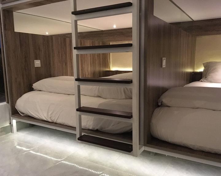 1. QB Sleep Capsule, 2. Bali Caps Hostel, 3. M Box Seminyak, 4. Kultur Umalas, 5. H-ostel Kuta Bali, 6. The Hide Hostel @ Canggu, 7. Bedplus Backpackers Hostel Kuta, 8. Socialista Lifestyle Hostel, 9. Karisa Pods, 10. D Beds Hostel by Soscomma
