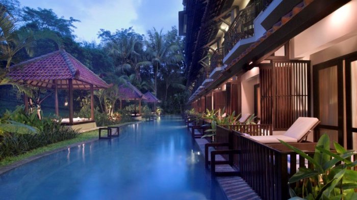 1. Tentrem Jogja, 2. Yogyakarta Marriott, 3. Sheraton Mustika, 4. Novotel Suites, 5. Grand Mercure, 6. Hyatt Regency, 7. Royal Malioboro by Aston, 8. The Alana Malioboro, 9. Swiss-Belboutique, 10. The Manohara