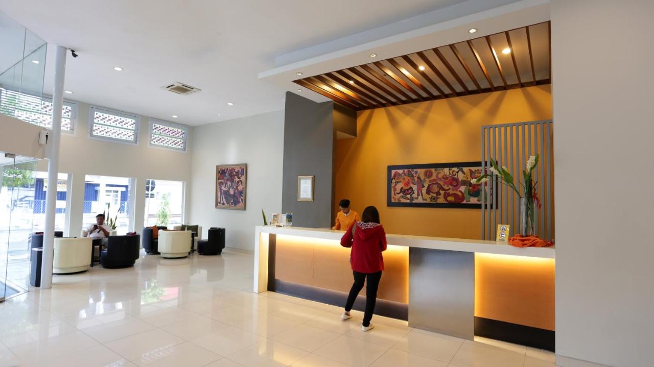 Review Hotel, Lokasi Dimana, Daftar Harga Kamar, Fasilitas Yang Ada, Cara Pesan Kamar, Informasi Penting, Tempat Populer Terdekat