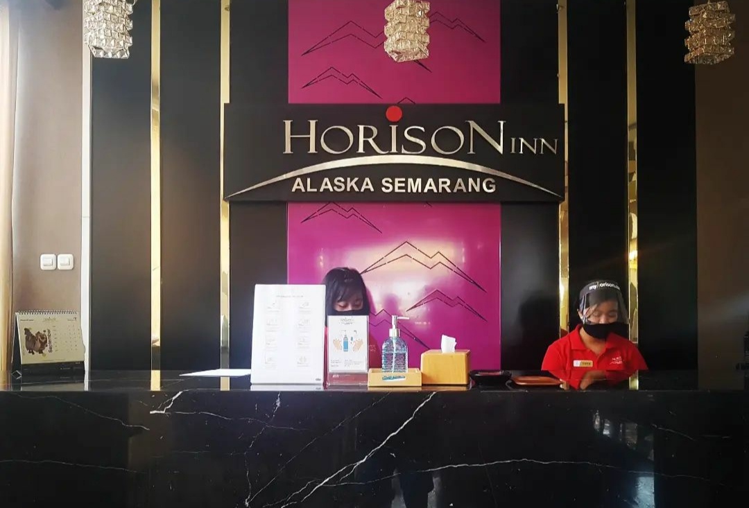 Lokasi Yang Strategis, Deskripsi Singkat , Tarif Sewa Kamar , Fasilitas Sangat Lengkap, Nikmati Sky Lounge, Penting Untuk Kamu Tahu, Aktivitas Menarik, Objek Wisata Terdekat