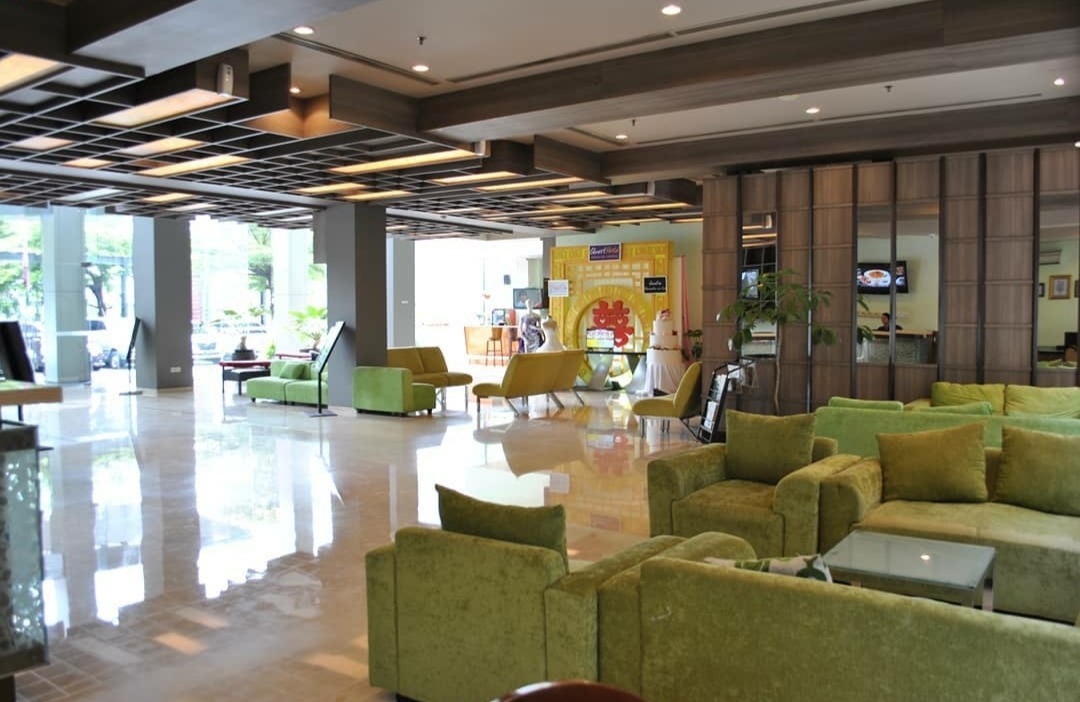 Lokasi Dimana , Review Singkat , Daftar Harga Kamar, Cara Pesan Kamar, Menu Makanan , Fasilitas Yang Ada , Mengapa Harus Quest , Tempat Populer Terdekat 