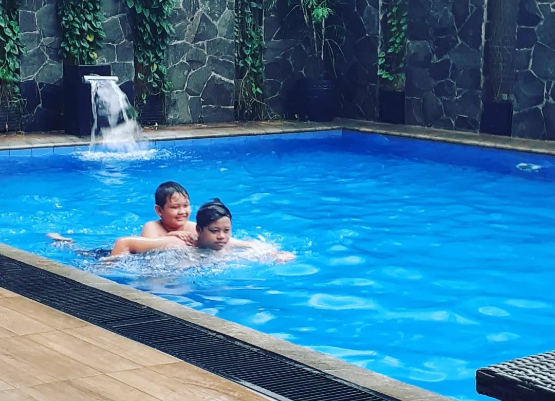 Lokasi Dimana, Riview Singkat , Daftar Harga Kamar , Fasilitas Yang Ada , Penawaran Menarik , Kebijakan Yang Diperhatikan, Tempat Populer Terdekat