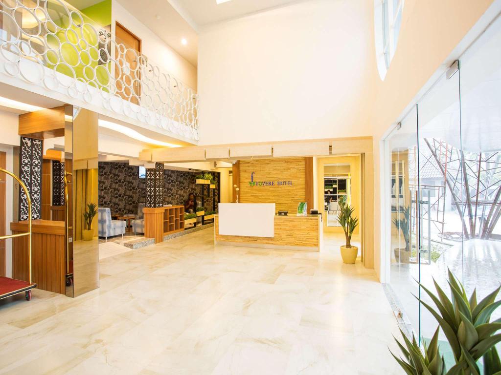 Review Singkat, Lokasi Dimana, Daftar Harga Kamar, Cara Booking Kamar, Fasilitas Hotel , Spot Populer Terdekat 